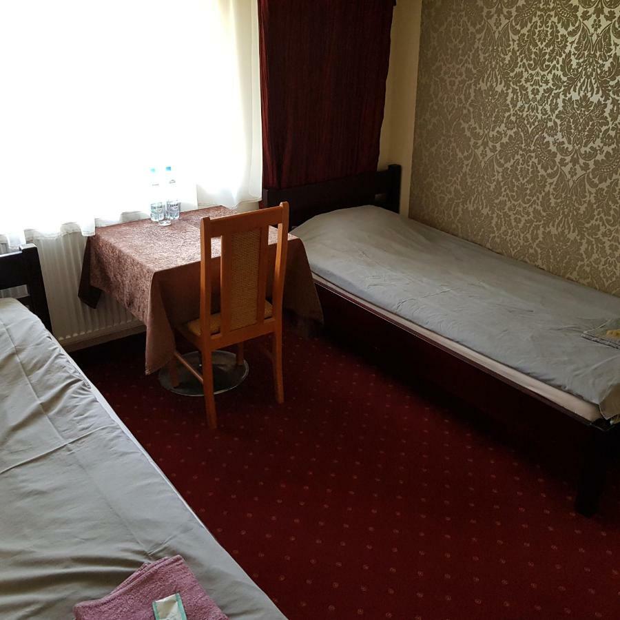 Kamionki Bed & Breakfast Sosnowiec Ngoại thất bức ảnh